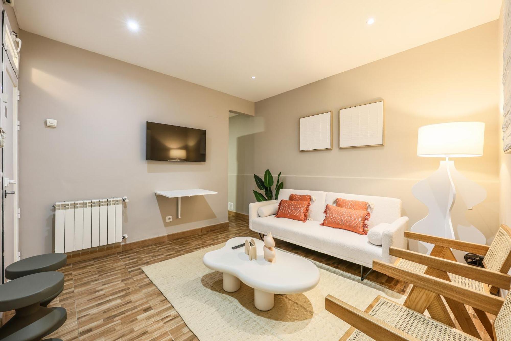 Nuevo Apartamento Funcional En Chamberi Madrid Esterno foto