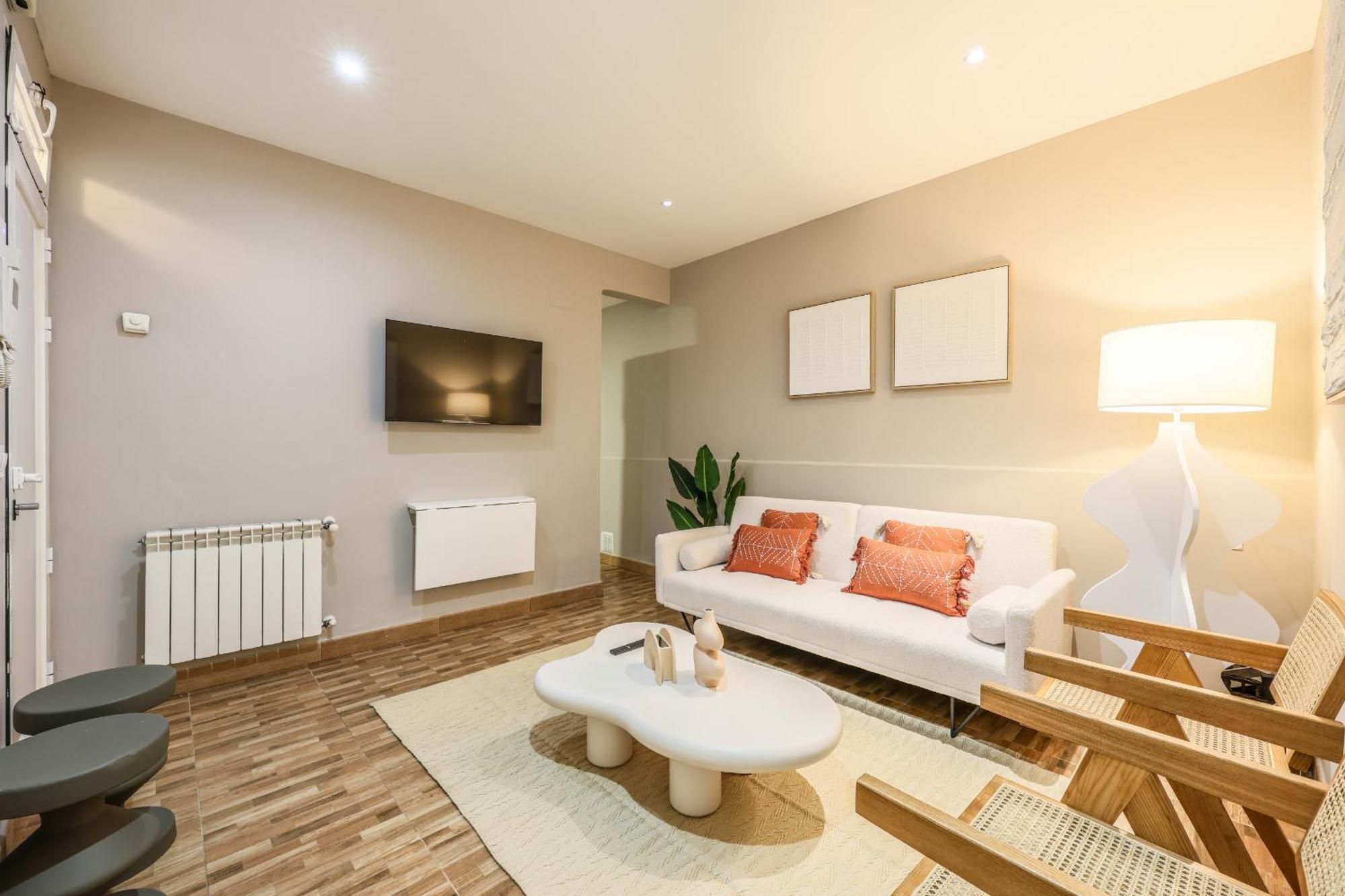 Nuevo Apartamento Funcional En Chamberi Madrid Esterno foto
