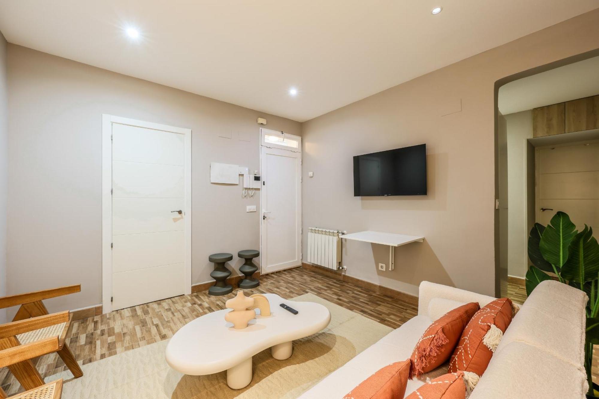 Nuevo Apartamento Funcional En Chamberi Madrid Esterno foto