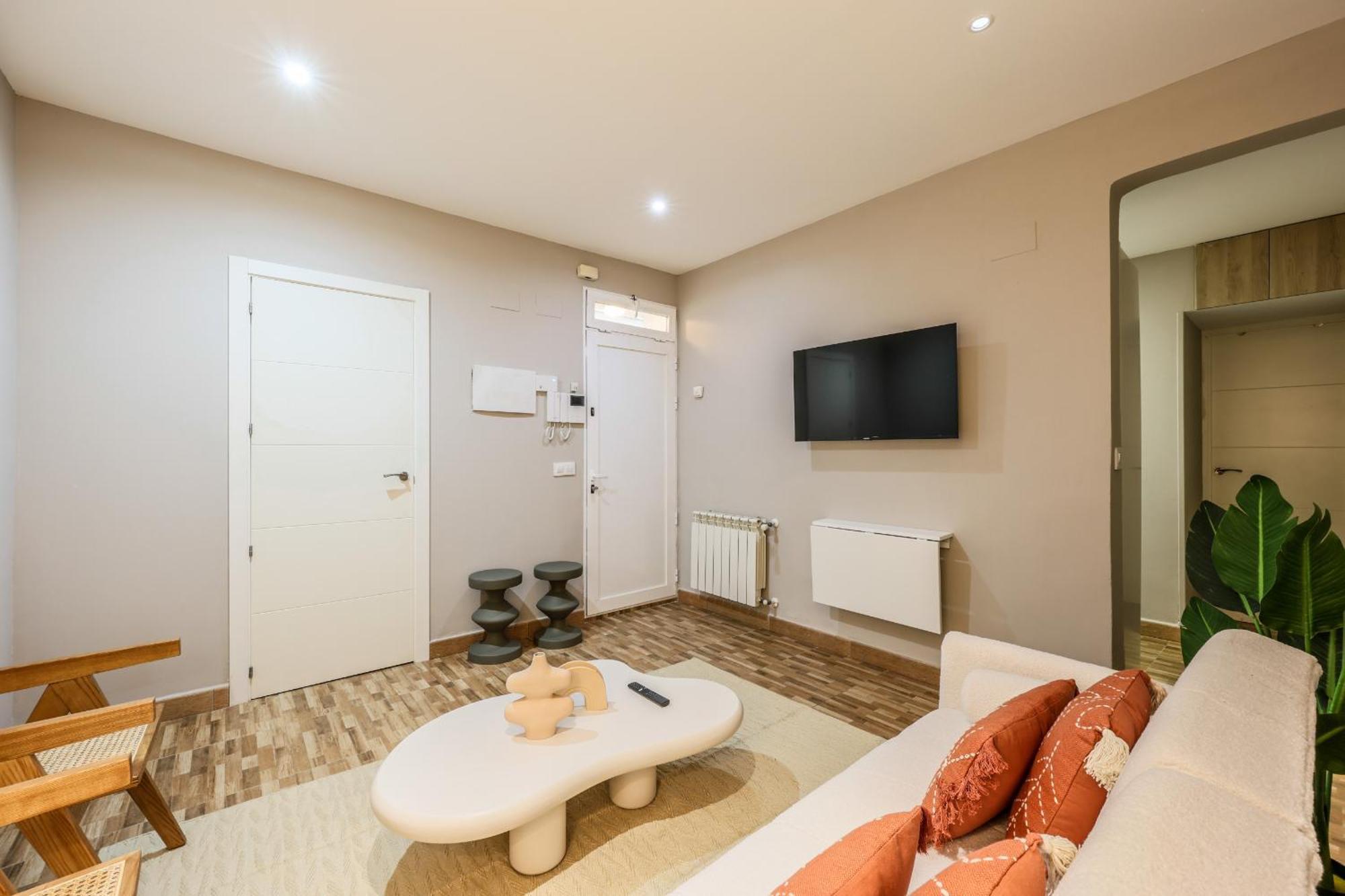 Nuevo Apartamento Funcional En Chamberi Madrid Esterno foto
